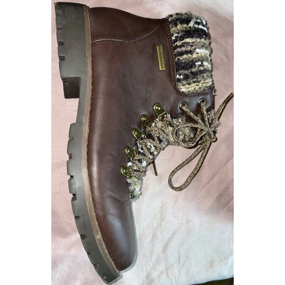 Gently worn Woman’s Sketchers winter boots Size 9 - Picture 6 of 8